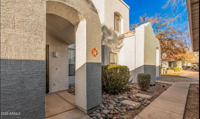 280 S ELIZABETH Way 14, Chandler, AZ 85225