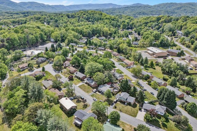 3344 Pamlico DR, Roanoke, VA 24018