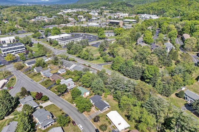 3344 Pamlico DR, Roanoke, VA 24018