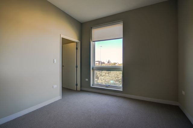 851 W Grand Avenue 406, Chicago, IL 60642