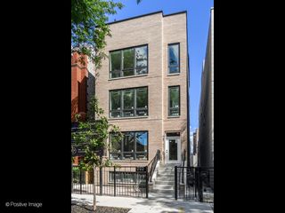 867 N Marshfield Avenue 2, Chicago, IL 60622
