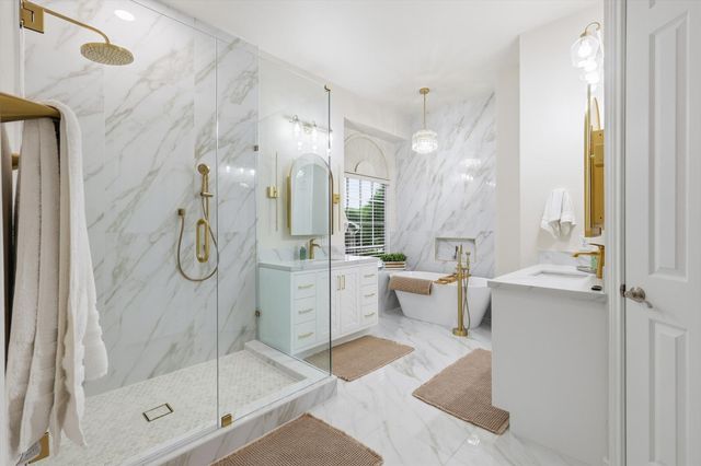 3306 Castlewood Boulevard, Highland Village, TX 75077