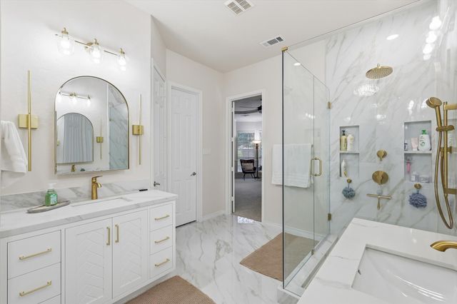 3306 Castlewood Boulevard, Highland Village, TX 75077