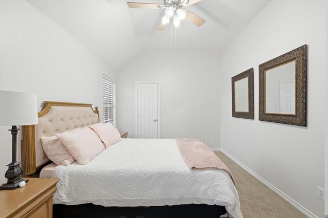 3306 Castlewood Boulevard, Highland Village, TX 75077