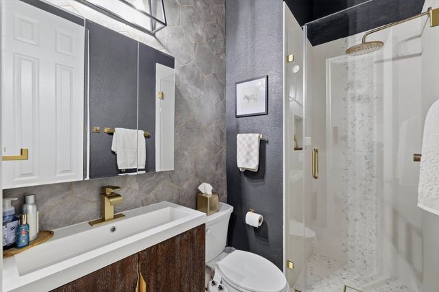 3306 Castlewood Boulevard, Highland Village, TX 75077