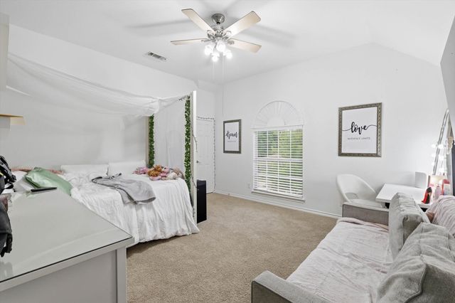 3306 Castlewood Boulevard, Highland Village, TX 75077