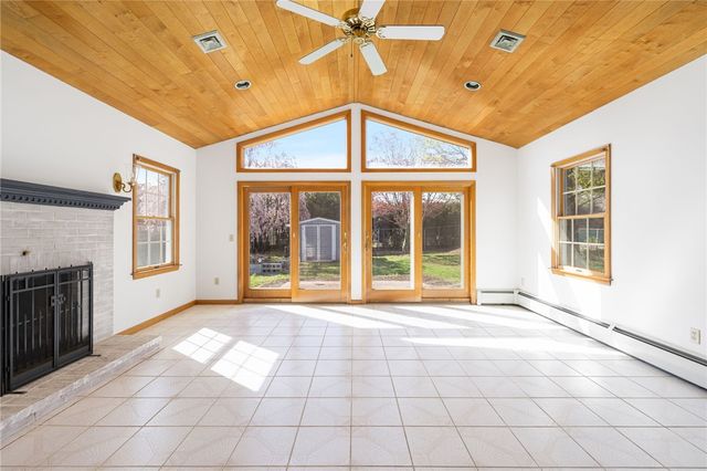 9 Long Pond Road, Coventry, RI 02816