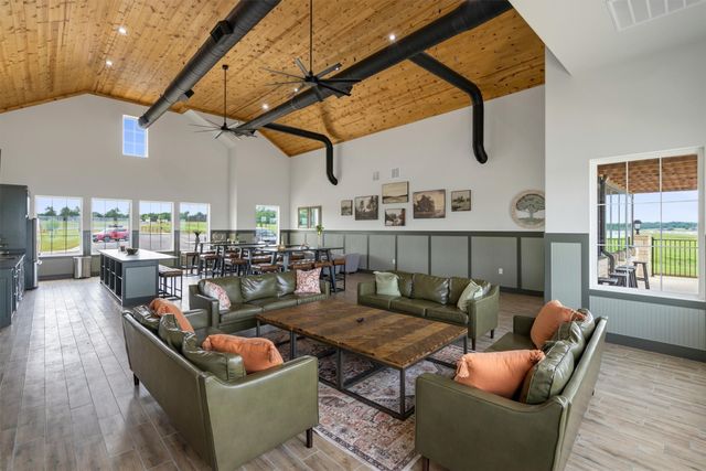 220 Lakeshore Lane, Windom, TX 75492