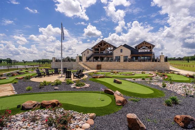 220 Lakeshore Lane, Windom, TX 75492