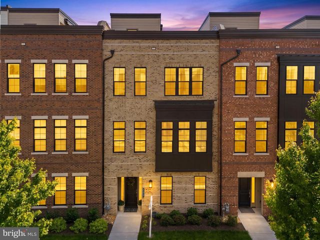 43909 EVELYN PATH TER, Ashburn, VA 20147