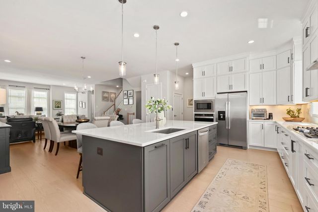 43909 EVELYN PATH TER, Ashburn, VA 20147