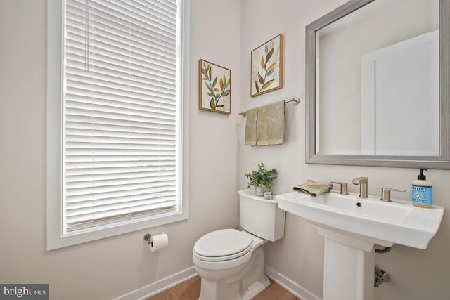 43909 EVELYN PATH TER, Ashburn, VA 20147