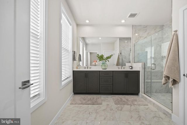 43909 EVELYN PATH TER, Ashburn, VA 20147