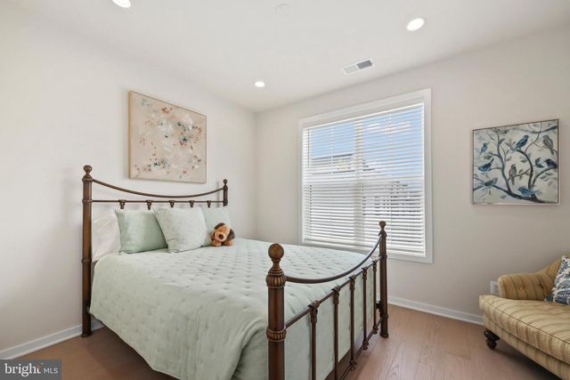 43909 EVELYN PATH TER, Ashburn, VA 20147
