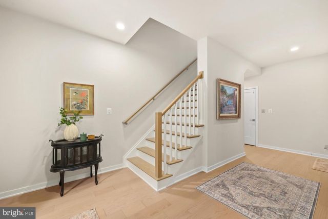 43909 EVELYN PATH TER, Ashburn, VA 20147
