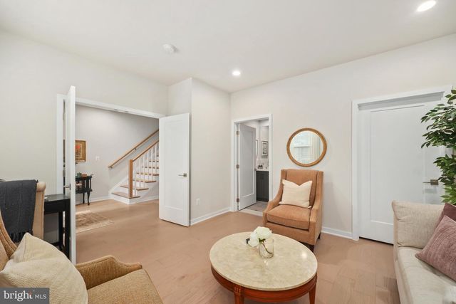 43909 EVELYN PATH TER, Ashburn, VA 20147