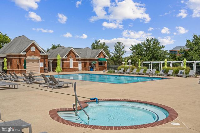 43909 EVELYN PATH TER, Ashburn, VA 20147