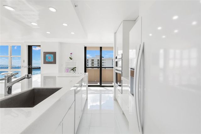 2555 Collins Avenue 1714, Miami Beach, FL 33140