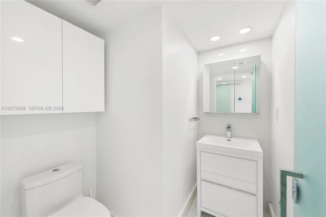 2555 Collins Avenue 1714, Miami Beach, FL 33140