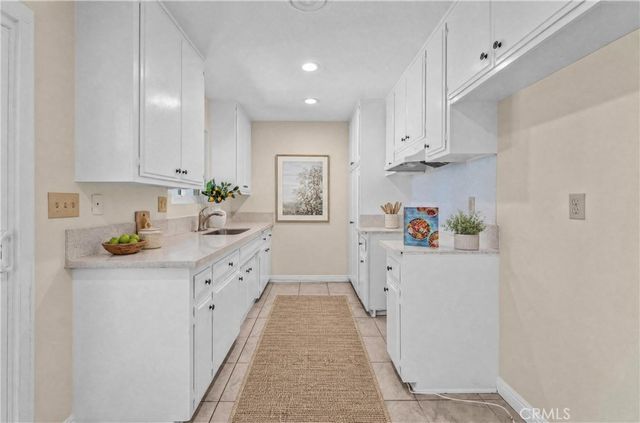 451 Magnolia Circle, Hemet, CA 92543