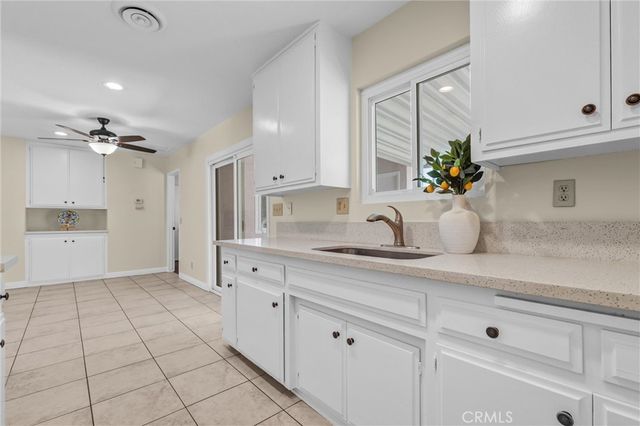 451 Magnolia Circle, Hemet, CA 92543