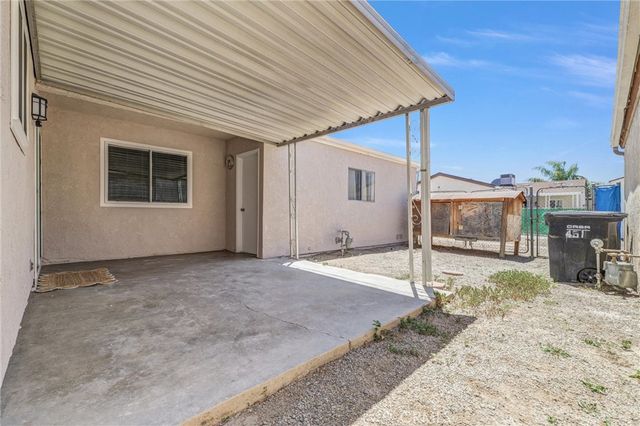 451 Magnolia Circle, Hemet, CA 92543