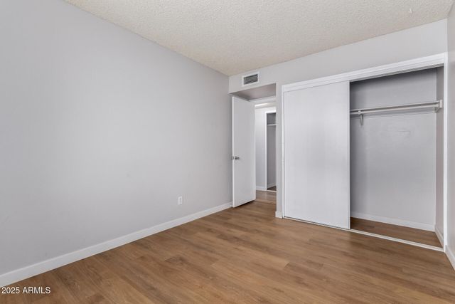 4867 W PALO VERDE Drive, Glendale, AZ 85301