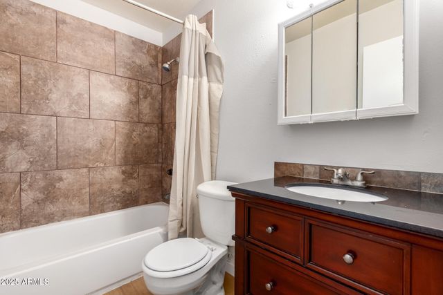 4867 W PALO VERDE Drive, Glendale, AZ 85301