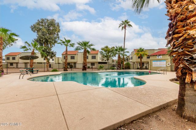 4867 W PALO VERDE Drive, Glendale, AZ 85301