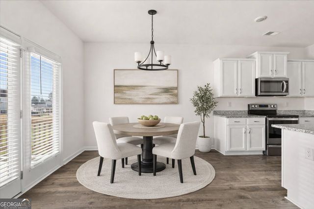 296 Canyon Ferry Way, Hoschton, GA 30548