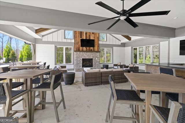 296 Canyon Ferry Way, Hoschton, GA 30548