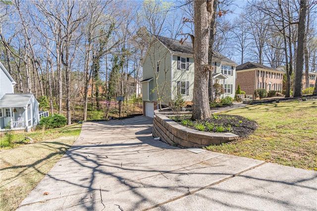 1242 Gray Squirrel Crossing, Marietta, GA 30062