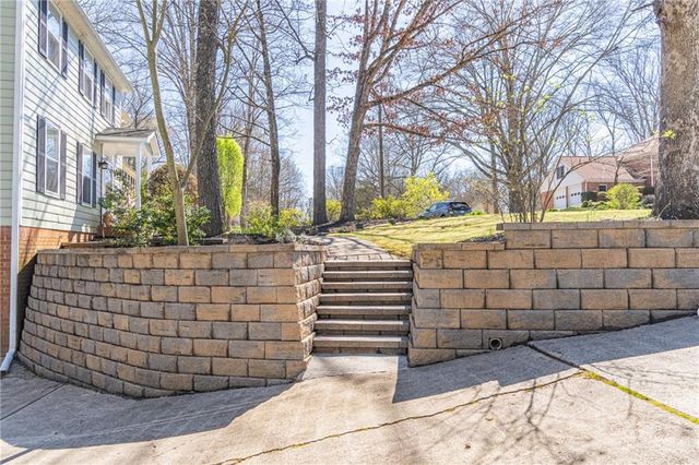 1242 Gray Squirrel Crossing, Marietta, GA 30062