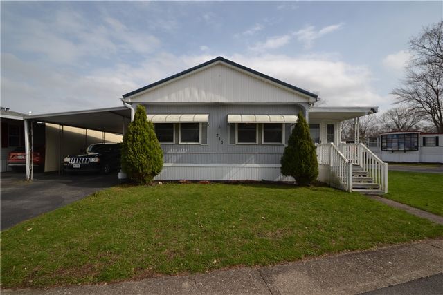 210 Oneida Way, Manchester, NY 14504