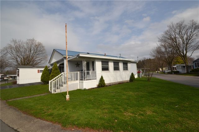210 Oneida Way, Manchester, NY 14504