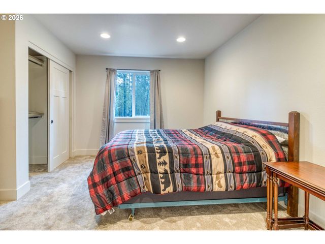 52624 SUNRISE Blvd, La Pine, OR 97739