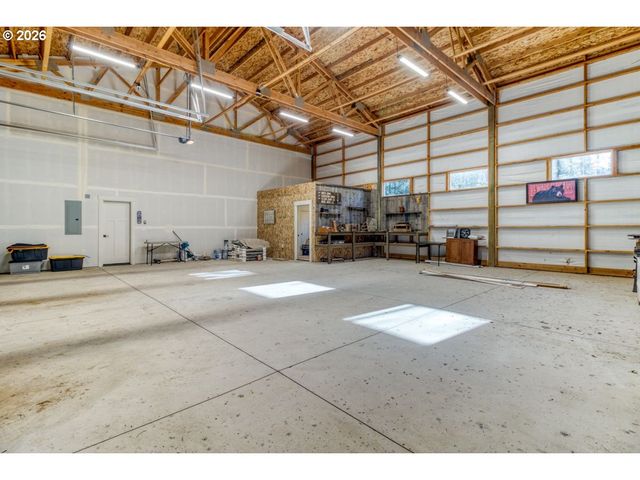 52624 SUNRISE Blvd, La Pine, OR 97739