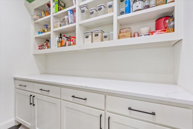 10229 Creekside Lane, Waco, TX 76712