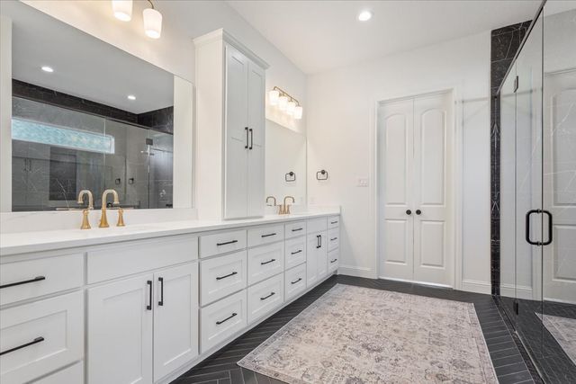 10229 Creekside Lane, Waco, TX 76712