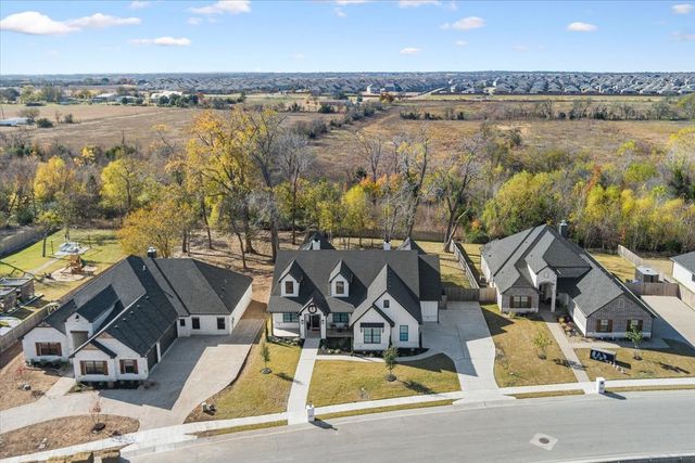 10229 Creekside Lane, Waco, TX 76712