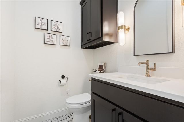 10229 Creekside Lane, Waco, TX 76712