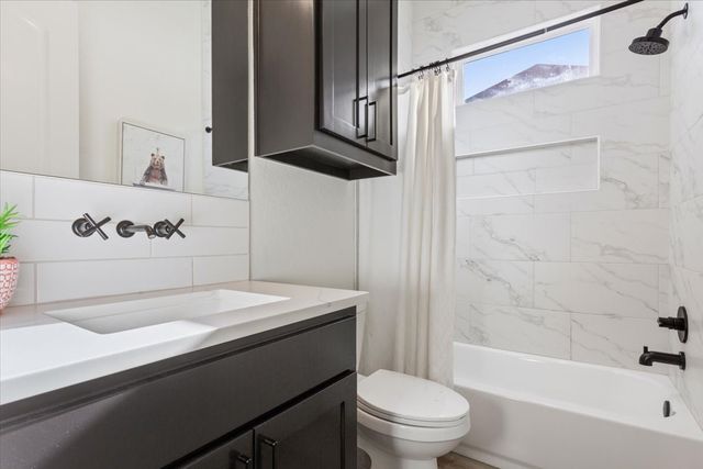 10229 Creekside Lane, Waco, TX 76712