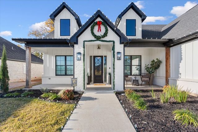 10229 Creekside Lane, Waco, TX 76712