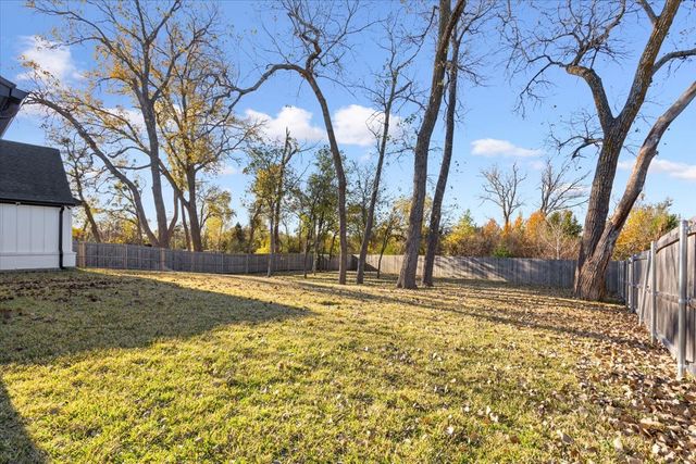 10229 Creekside Lane, Waco, TX 76712