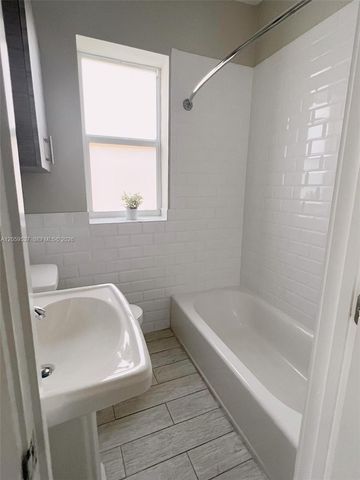 115 Menores Avenue 12, Coral Gables, FL 33134