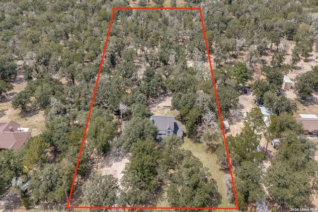 200 Oak Hollow Drive, La Vernia, TX 78121