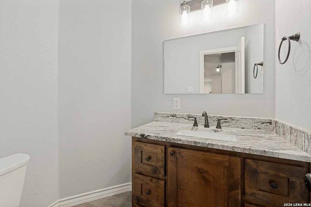 200 Oak Hollow Drive, La Vernia, TX 78121
