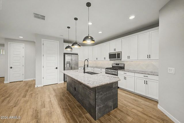 2053 W LONESOME Trail, Phoenix, AZ 85085