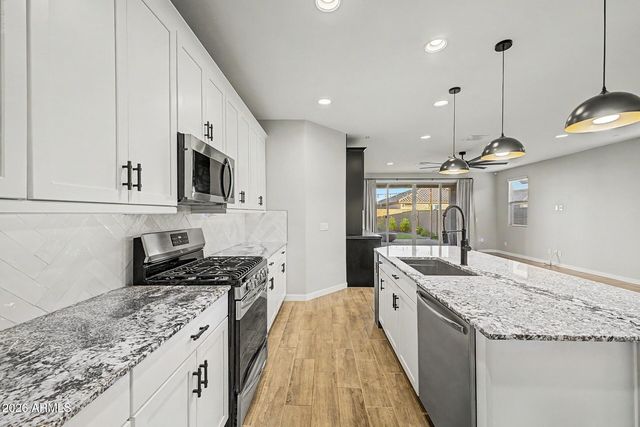 2053 W LONESOME Trail, Phoenix, AZ 85085