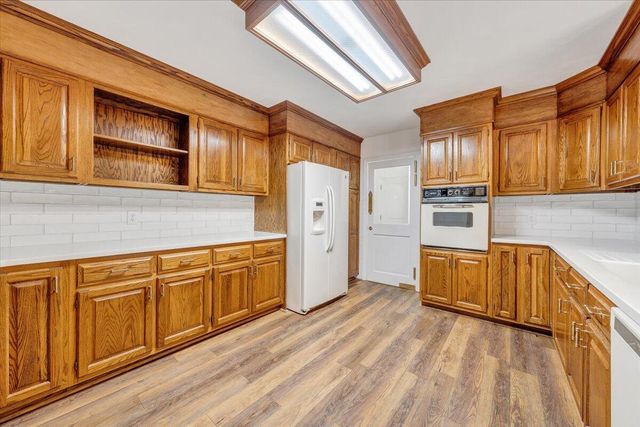 112 Sedgefield LN, Vinton, VA 24179